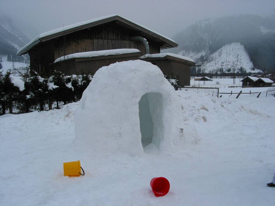 Iglu in Uttendorf - links